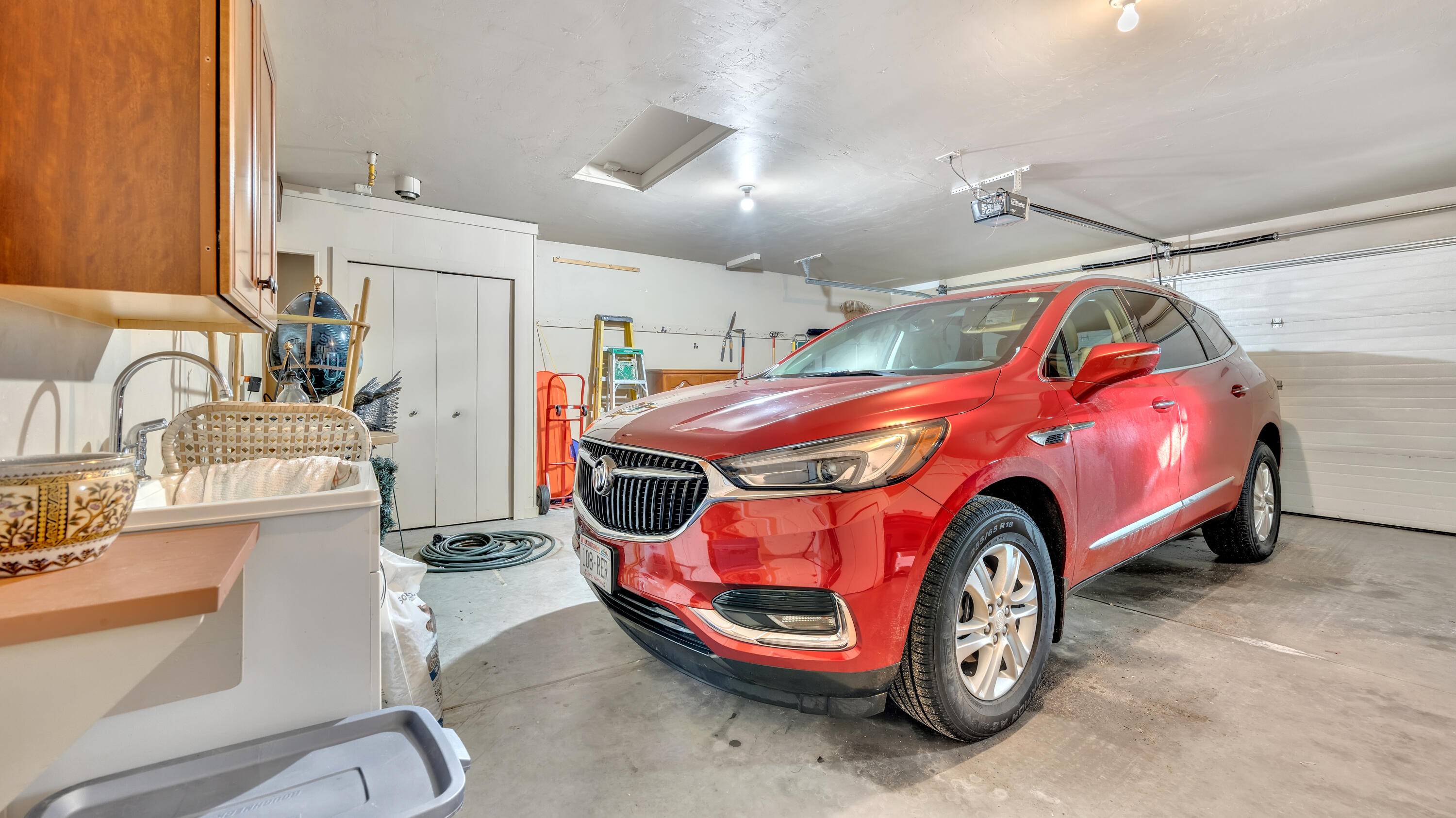 436 Maple Leaf Court Manitowoc, WI 54220 - Photo 29 of 39 Garage 1
