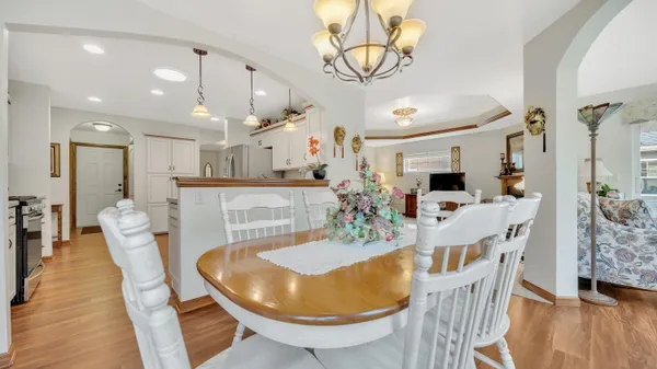 $425,000 | 436 Maple Leaf Court, Manitowoc, WI 54220