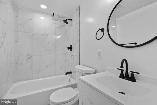 $2,650 | 34 East Hendrickson Avenue, Morrisville, PA 19067