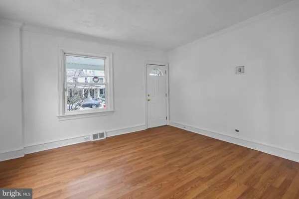 $2,650 | 34 East Hendrickson Avenue, Morrisville, PA 19067