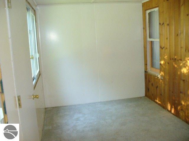 2283 Greenwood Road Lupton, MI 48635 - Photo 5 of 13 1750146-4.JPG