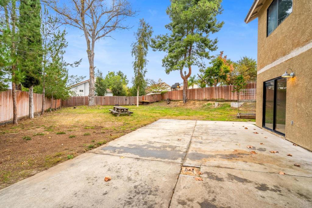 29922 Avenida Cima Del Sol Temecula, CA 92591 - Photo 23 of 29