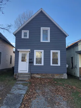 $237,700 | 117 Putnam Street, Bennington, VT 05201