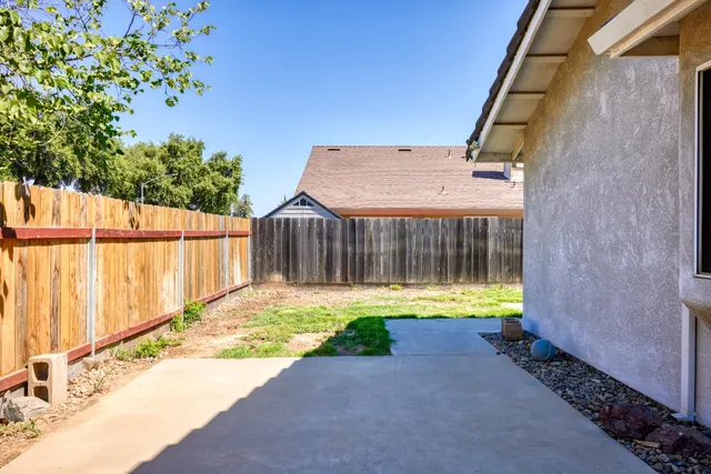 a view of outdoor space with a garden