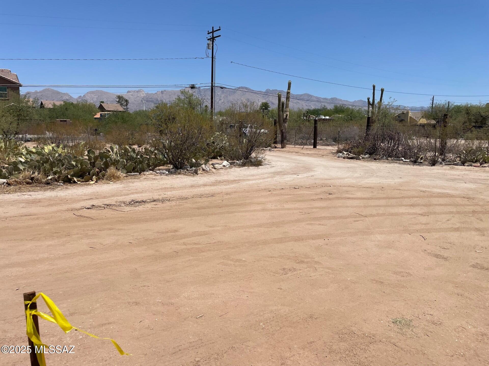 1110 East Halcyon Road Tucson, AZ 85719 - Photo 4 of 12 thumbnail_IMG_5237