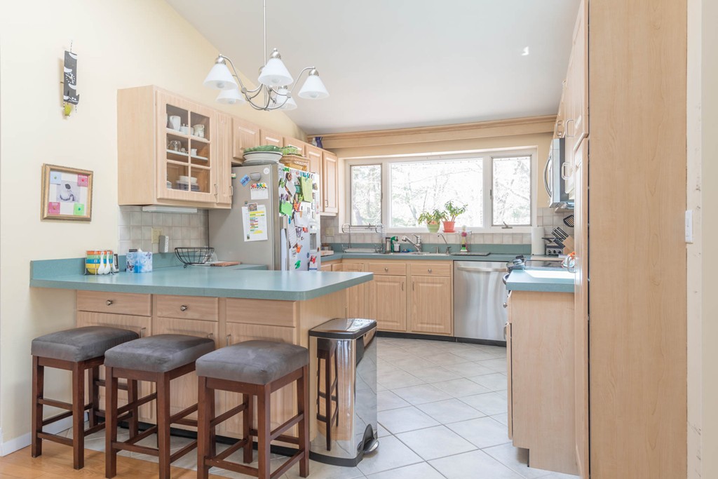 44 Applecrest Road Weston, MA 02493 - Photo 20 of 30