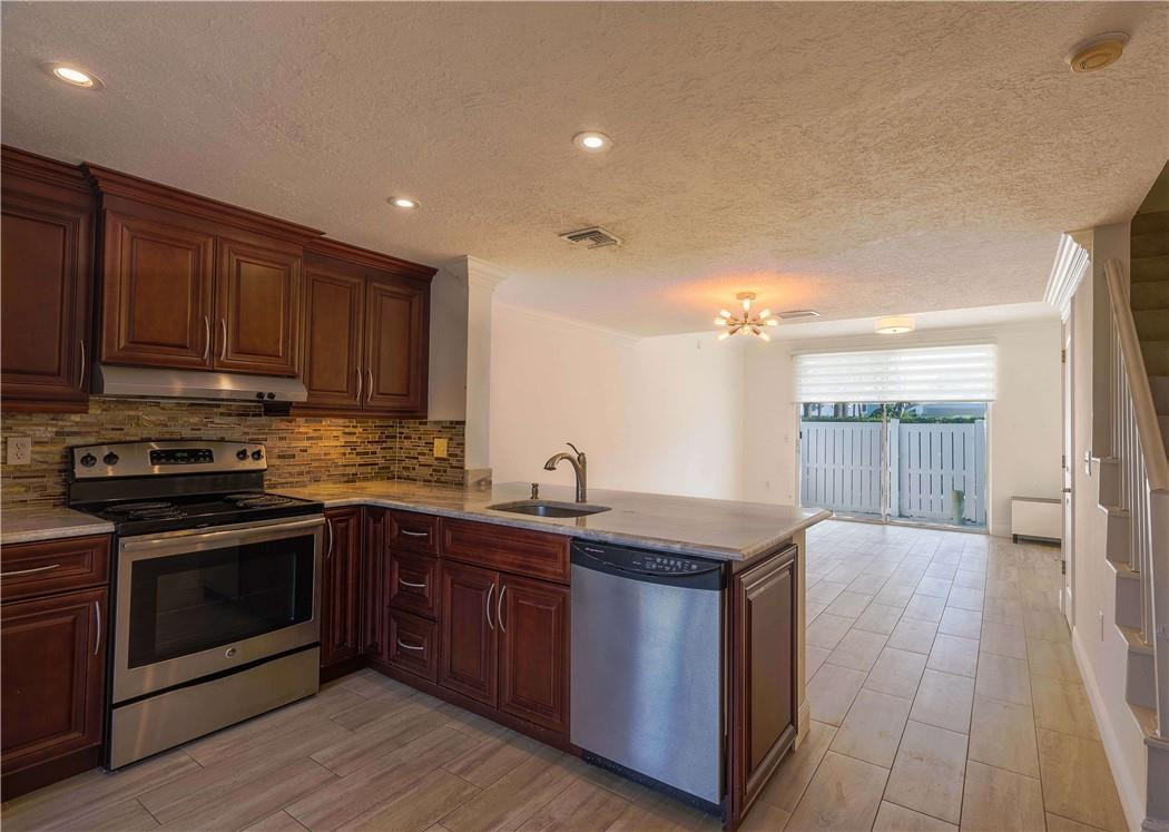 1000 Jeffery Street Boca Raton, FL 33487 - Photo 6 of 20 Photo 6