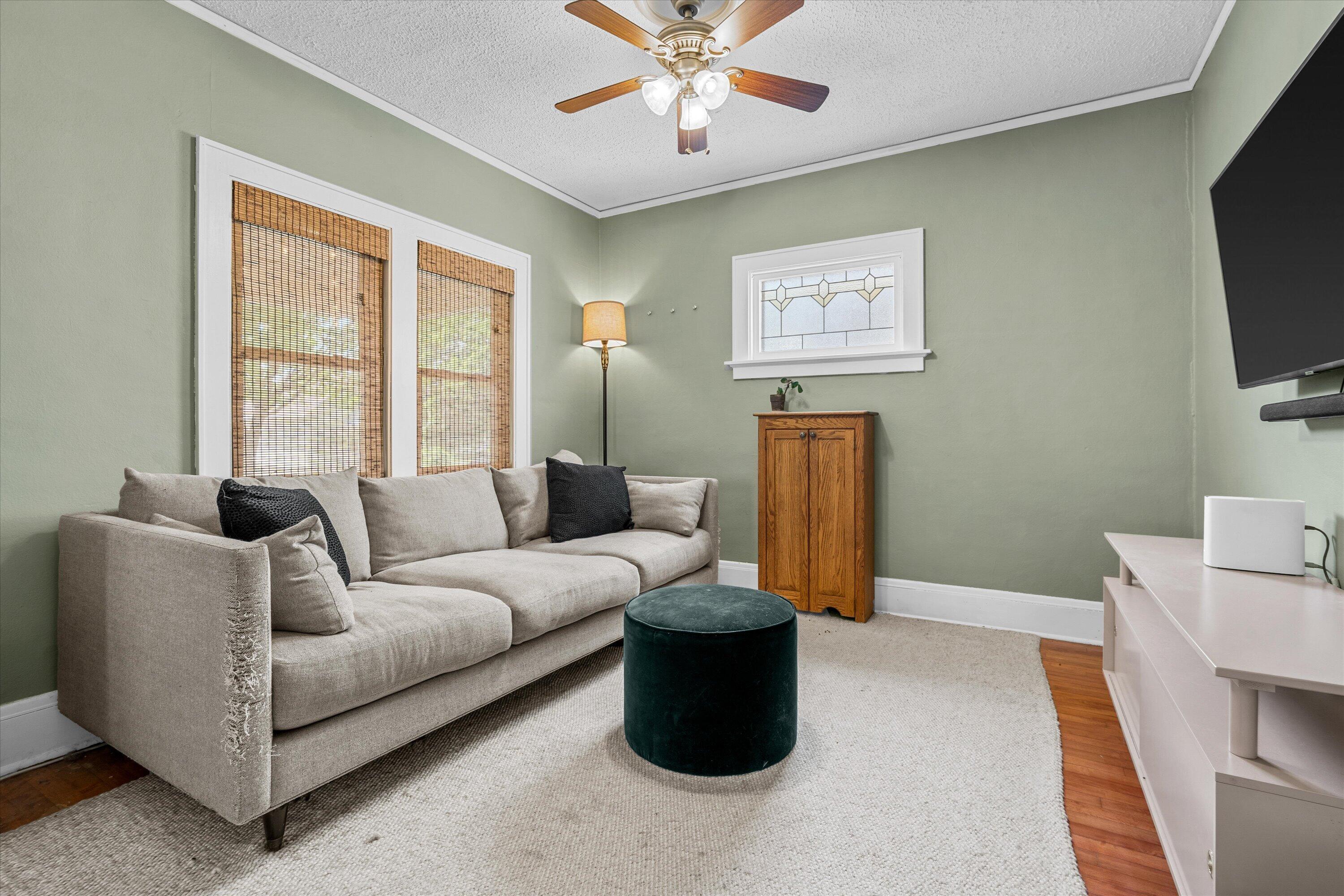 3018 North 74th Street Milwaukee, WI 53210 - Photo 11 of 52 living room