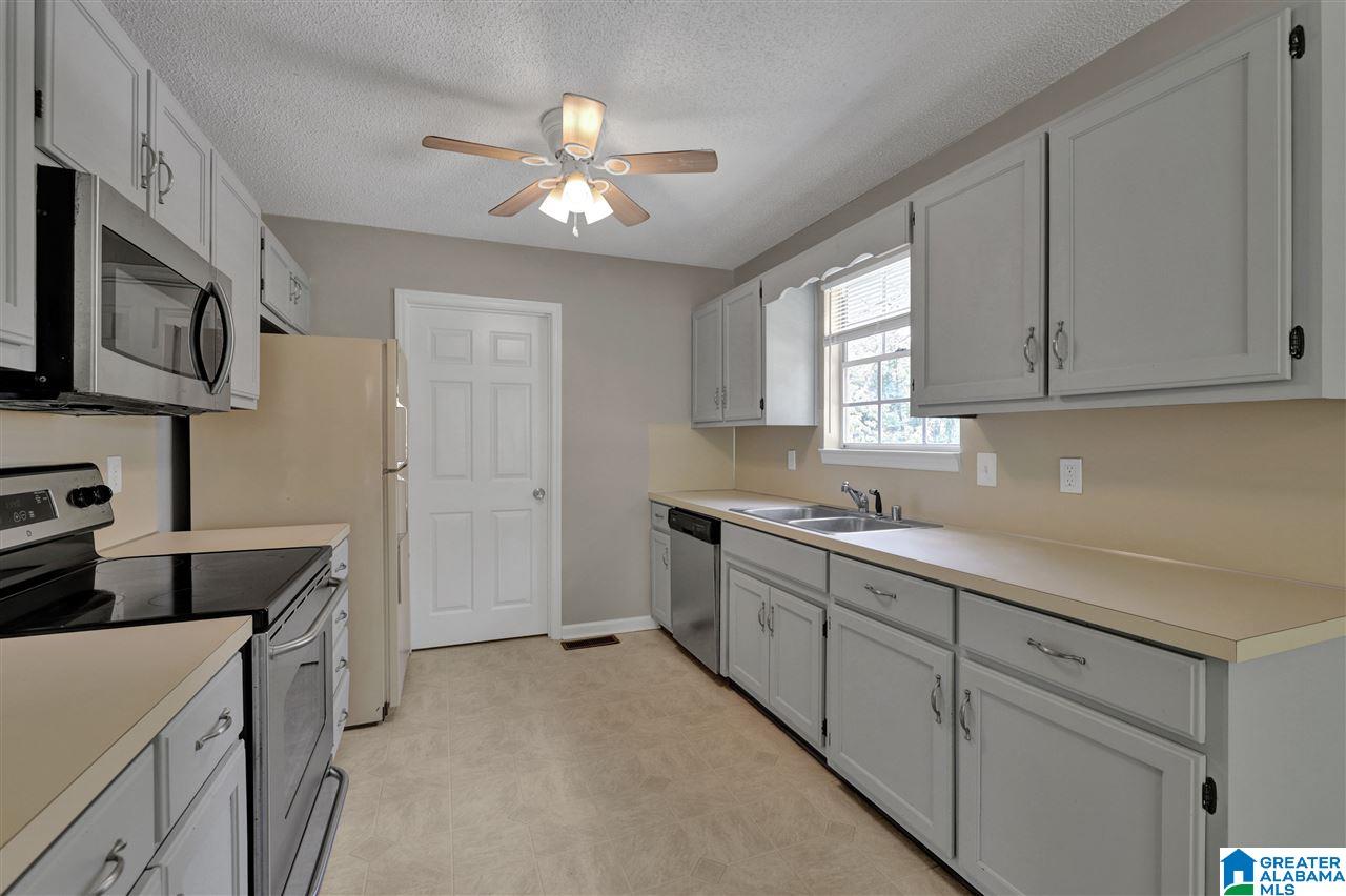 6915 Old Springville Road Trussville, AL 35173 - Photo 7 of 26
