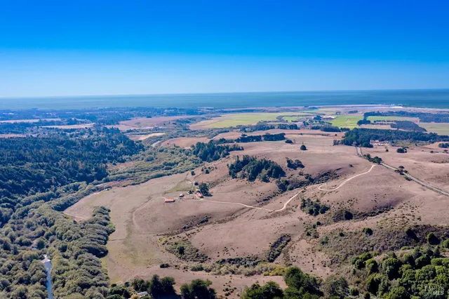 $1,495,000 | 43001 Mountain View Road, Manchester, CA 95459