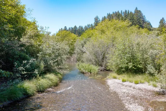 $1,495,000 | 43001 Mountain View Road, Manchester, CA 95459