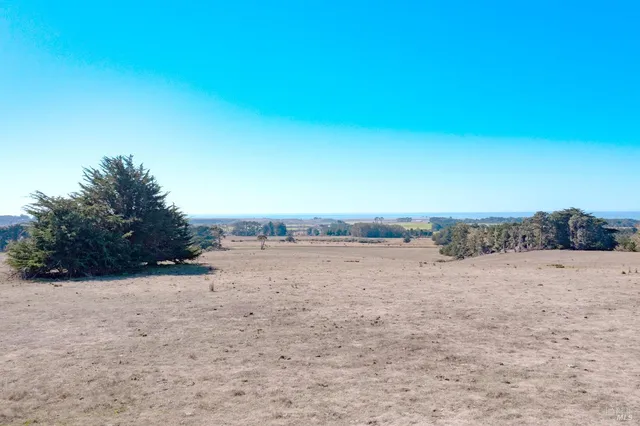 $1,495,000 | 43001 Mountain View Road, Manchester, CA 95459