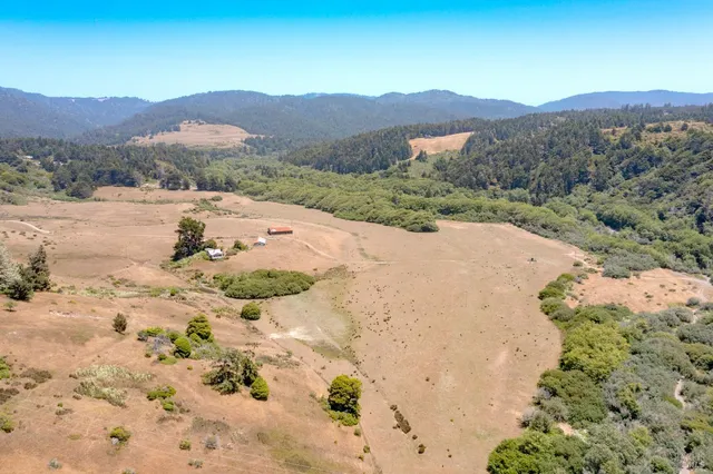 $1,495,000 | 43001 Mountain View Road, Manchester, CA 95459