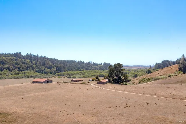 $1,495,000 | 43001 Mountain View Road, Manchester, CA 95459