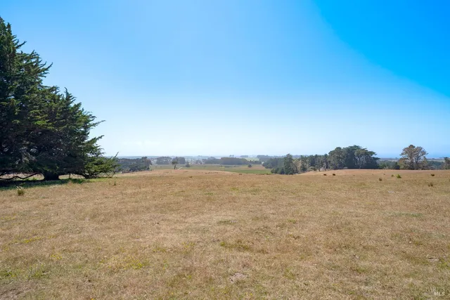 $1,495,000 | 43001 Mountain View Road, Manchester, CA 95459