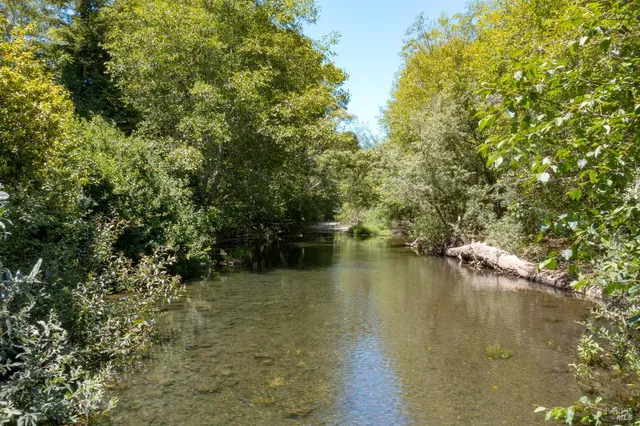 $1,495,000 | 43001 Mountain View Road, Manchester, CA 95459