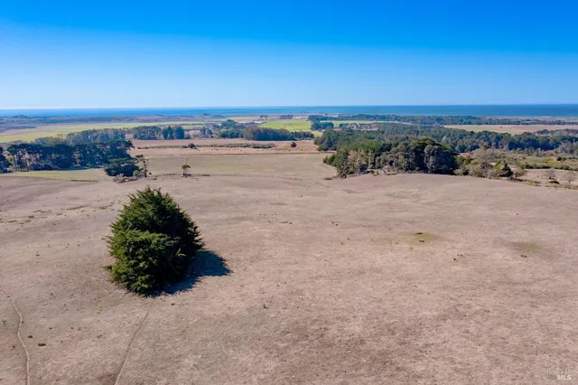 $1,495,000 | 43001 Mountain View Road, Manchester, CA 95459