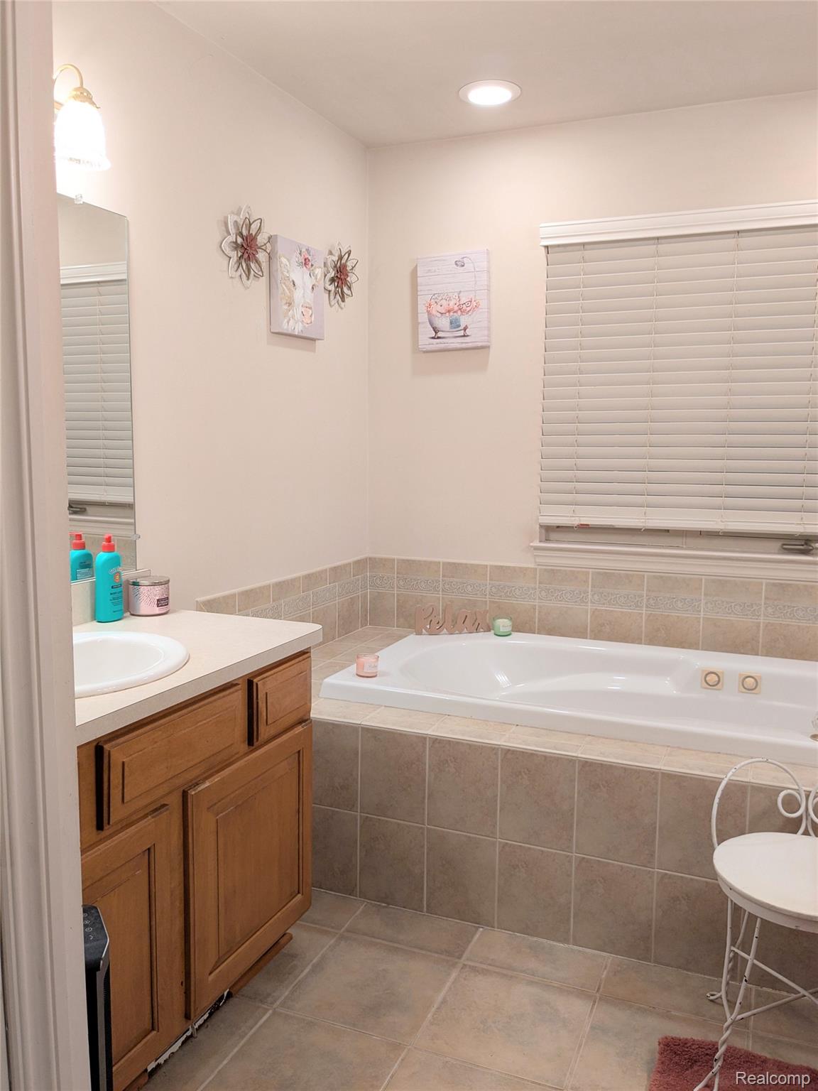23233 30 Mile Road Ray, MI 48096 - Photo 23 of 73 Primary Bathroom