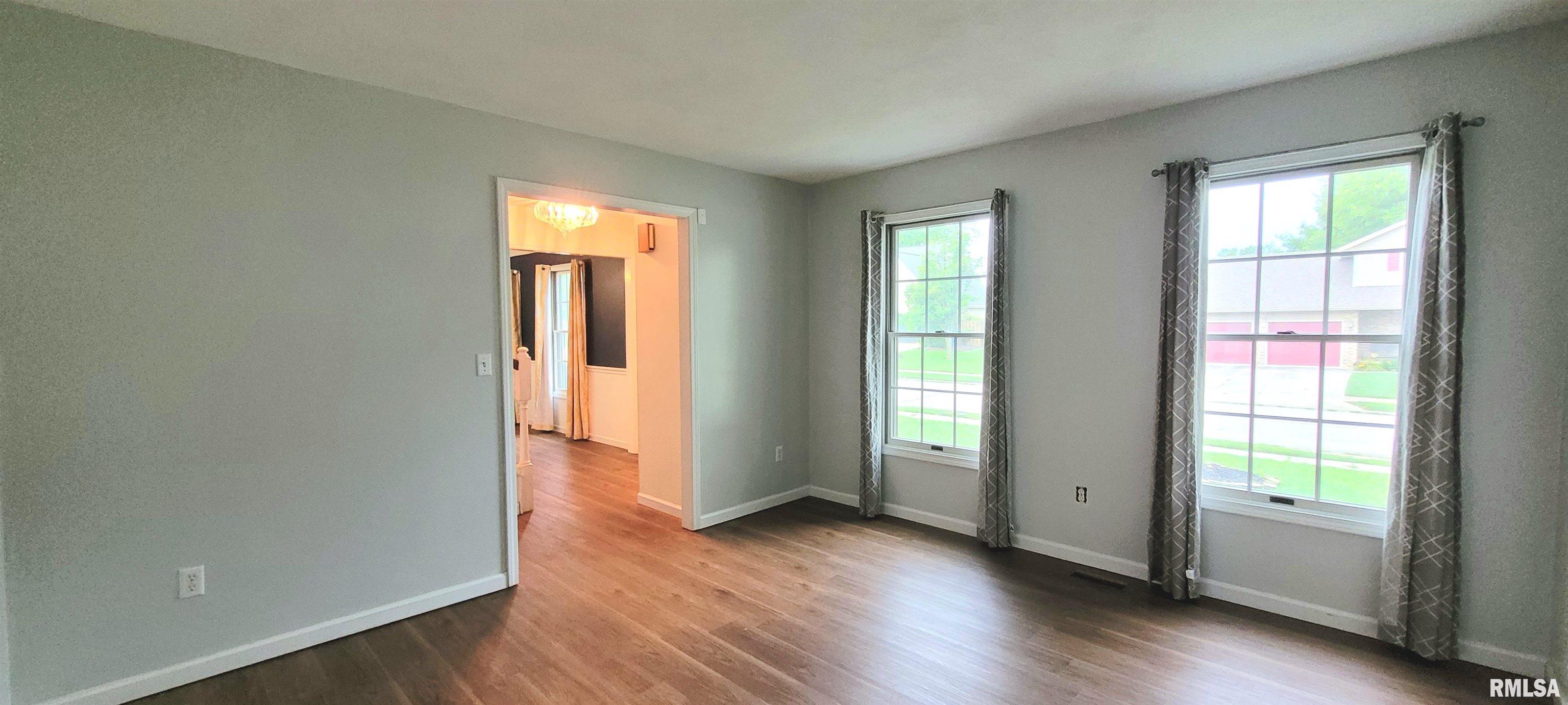2012 Montague Drive Springfield, IL 62711 - Photo 14 of 72 Gallery Image 14