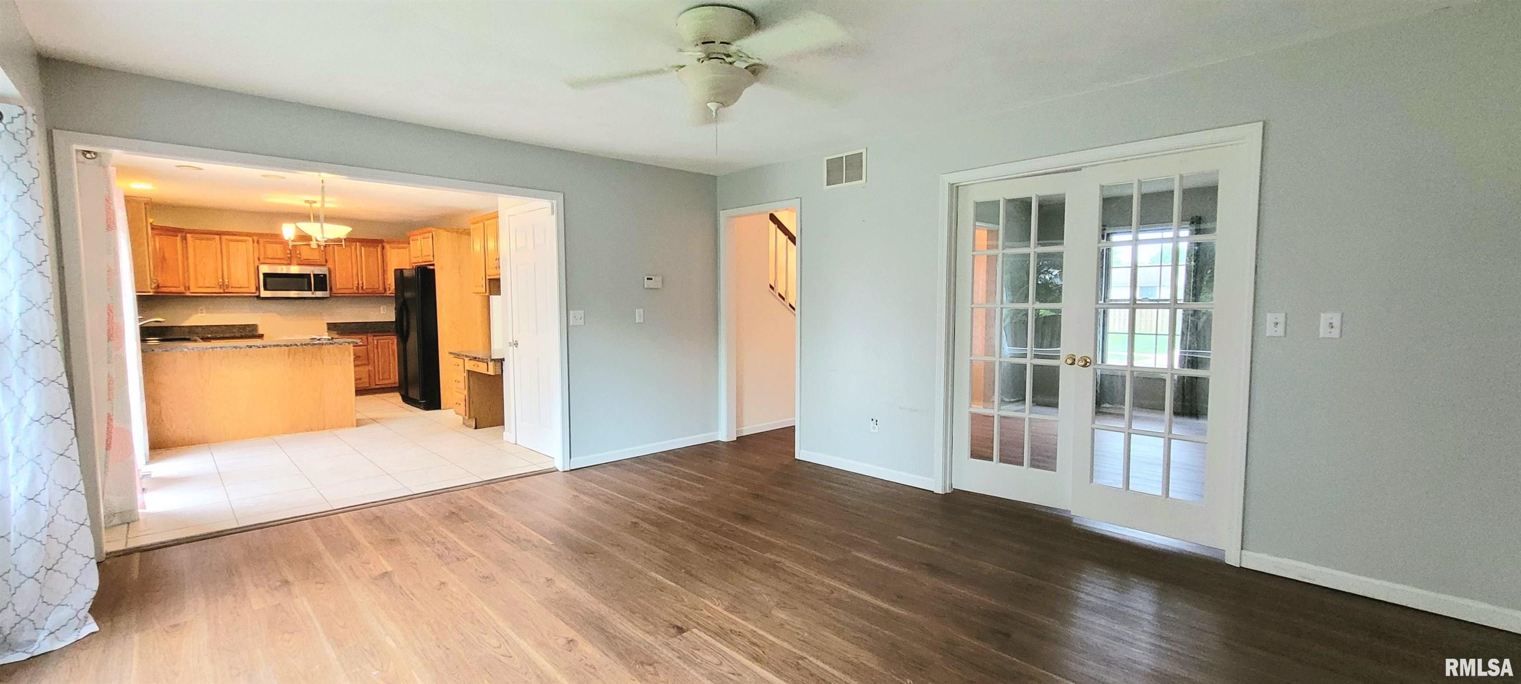 2012 Montague Drive Springfield, IL 62711 - Photo 17 of 72 Gallery Image 17
