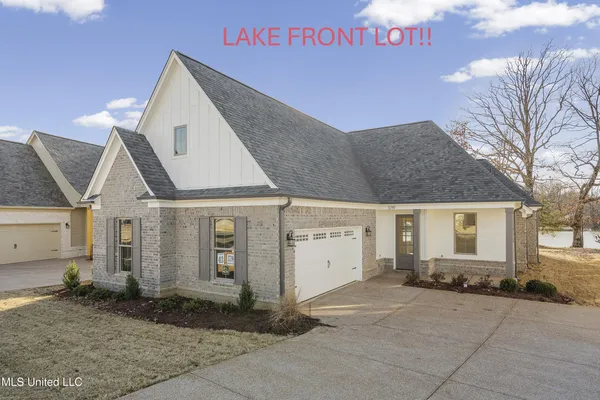 $406,800 | 3719 Roland Drive, Southaven, MS 38672