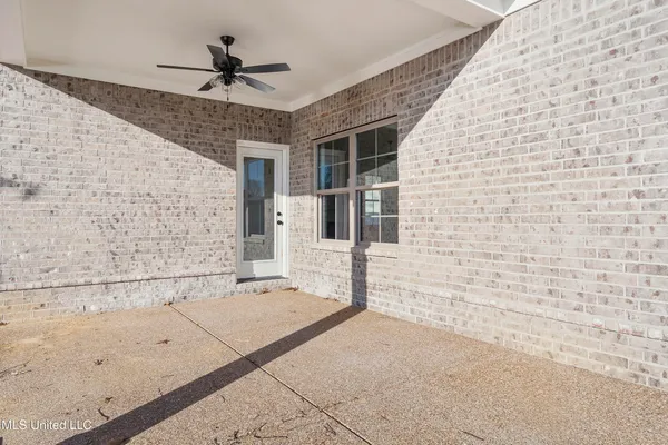 $406,800 | 3719 Roland Drive, Southaven, MS 38672