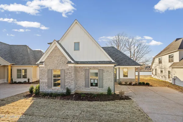 $406,800 | 3719 Roland Drive, Southaven, MS 38672