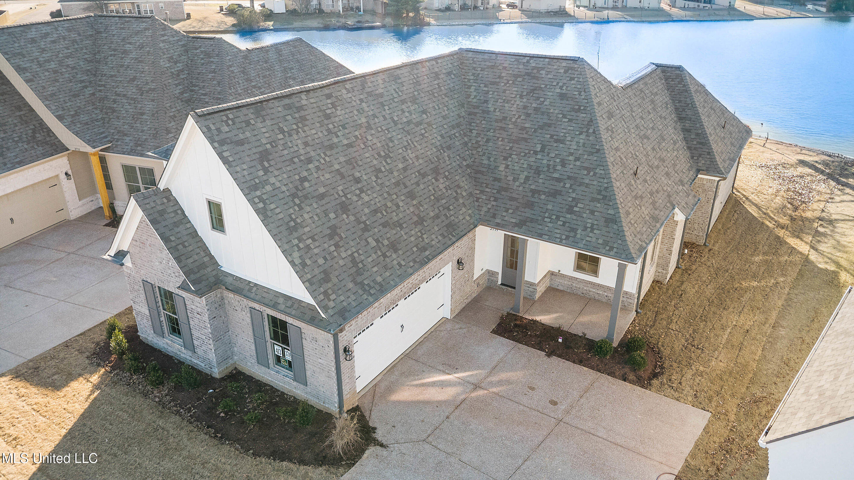 3719 Roland Drive Southaven, MS 38672 - Photo 23 of 27 lake 2