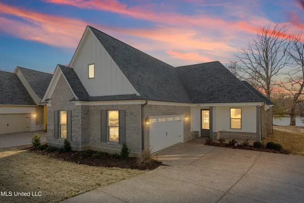 $406,800 | 3719 Roland Drive, Southaven, MS 38672