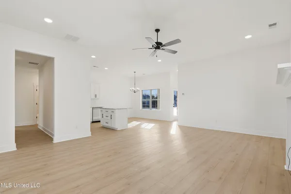 $406,800 | 3719 Roland Drive, Southaven, MS 38672