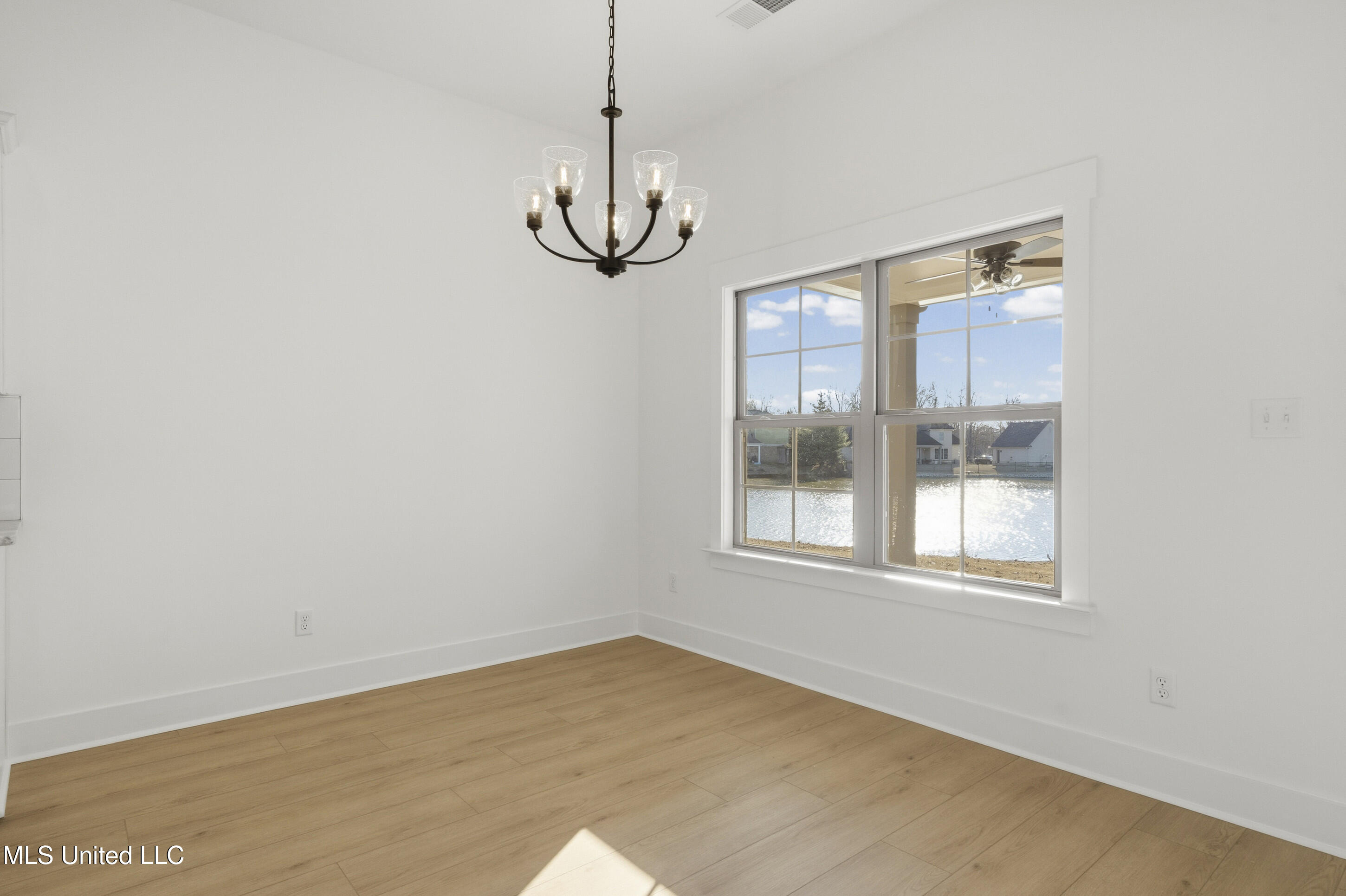 3719 Roland Drive Southaven, MS 38672 - Photo 8 of 27 10__dsc6067_print