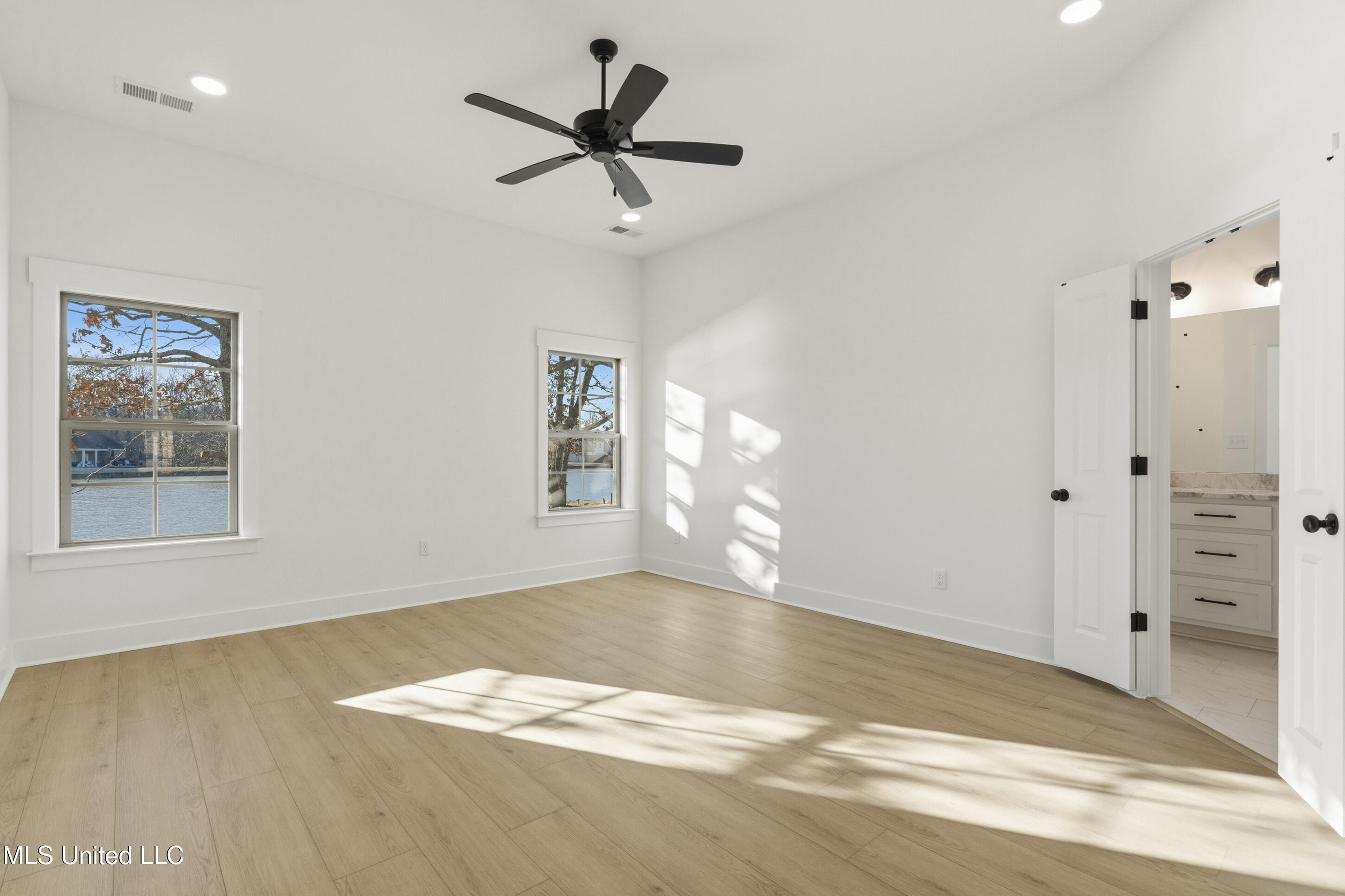 3719 Roland Drive Southaven, MS 38672 - Photo 9 of 27 11__dsc6070_print