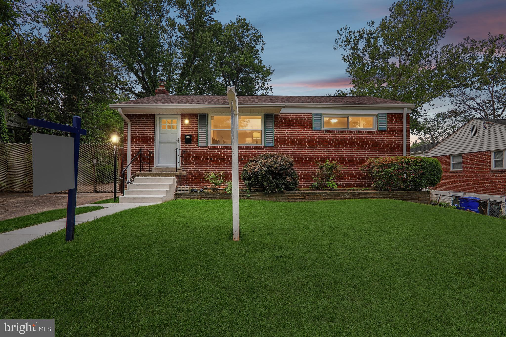 2816 Harris Avenue Silver Spring, MD 20902 - Photo 4 of 37 Welcome to 2816 Harris