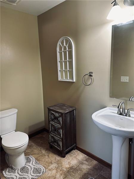2208 Garards Fort Road Waynesburg, PA 15370 - Photo 21 of 26 Gallery Image 21