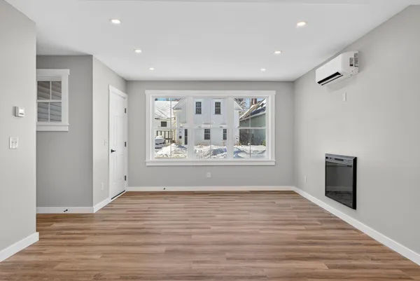 $349,900 | 38 Oak Street, Gardiner, ME 04345