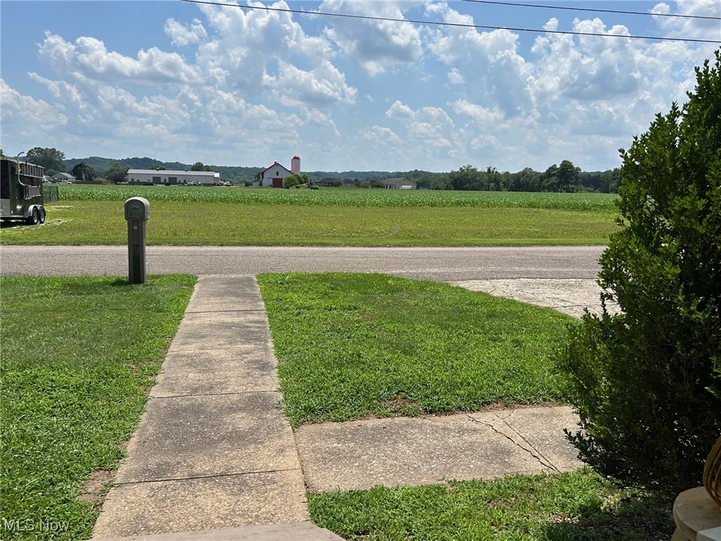 40 Masonic Park Road Marietta, OH 45750 - Photo 11 of 30 View from Front Porch