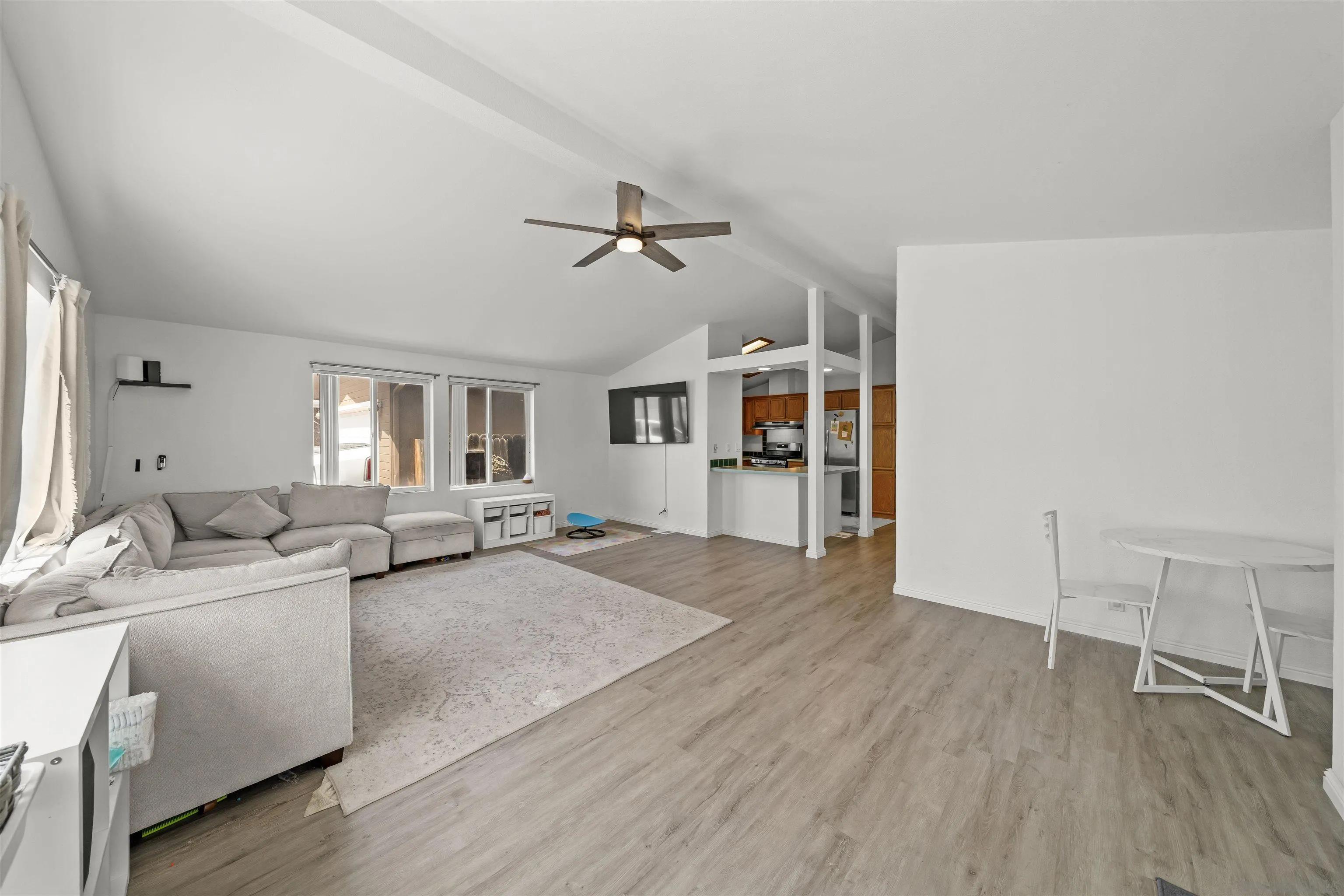 15935 Spring Oaks Road, Unit 82 El Cajon, CA 92021 - Photo 7 of 47 Gallery Image 7