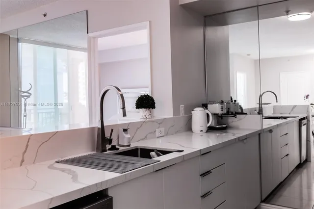 $3,950 | 17555 Atlantic Boulevard, Unit 603, Sunny Isles Beach, FL 33160