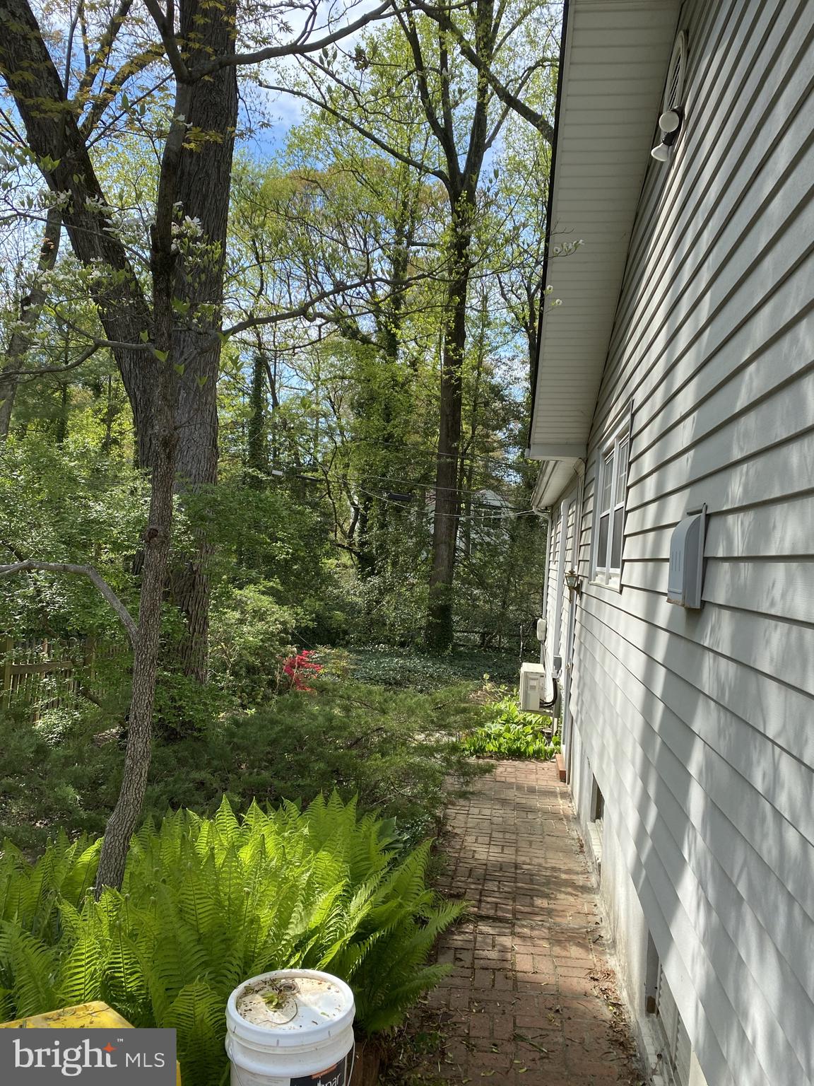 38 Severndale Road Severna Park, MD 21146 - Photo 20 of 20 Side of house
