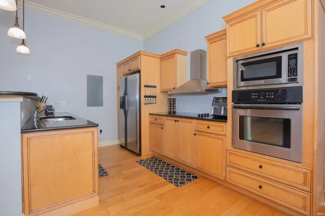 $209,900 | 508 Main Street, Unit 3A, Evansville, IN 47708