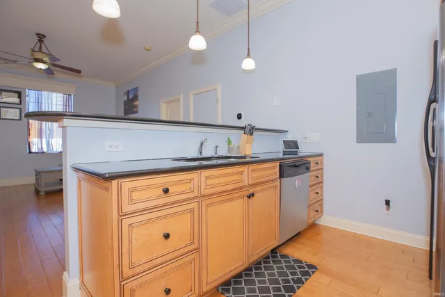 $209,900 | 508 Main Street, Unit 3A, Evansville, IN 47708