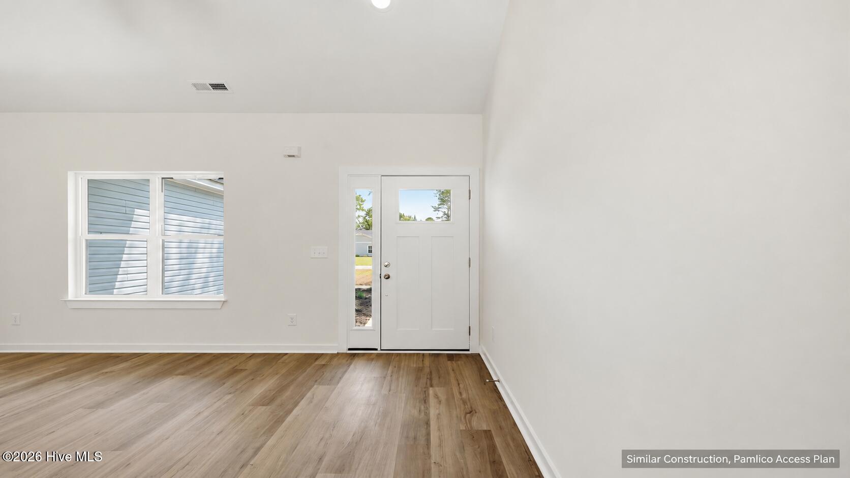 331 Antioch Road New Bern, NC 28560 - Photo 5 of 28 Entry Way