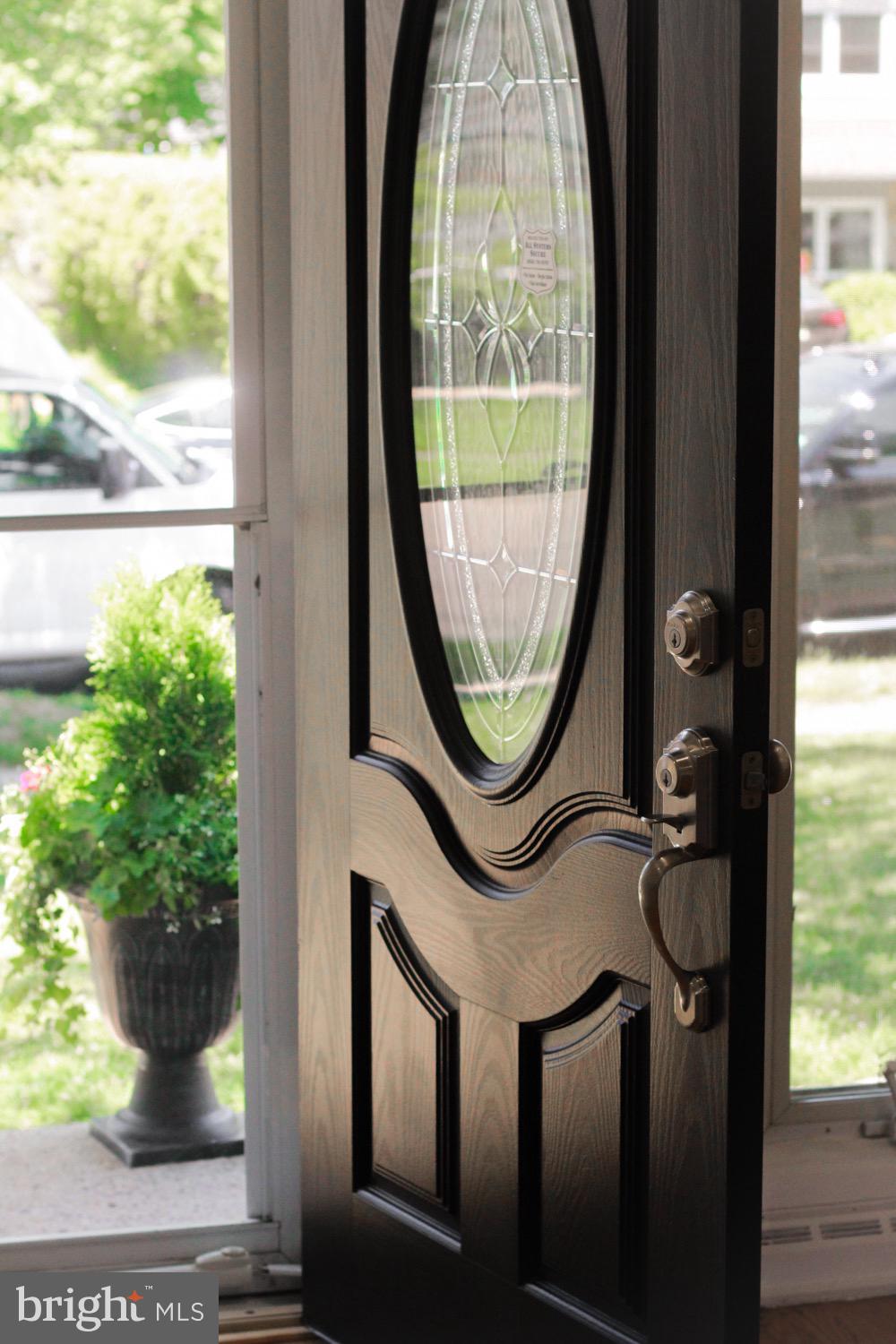 113 Pelham Road North Voorhees, NJ 08043 - Photo 3 of 27 Gallery Image 3