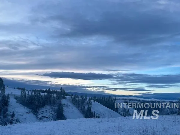 $287,500 | 281 Flying Elk Drive, Kamiah, ID 83536