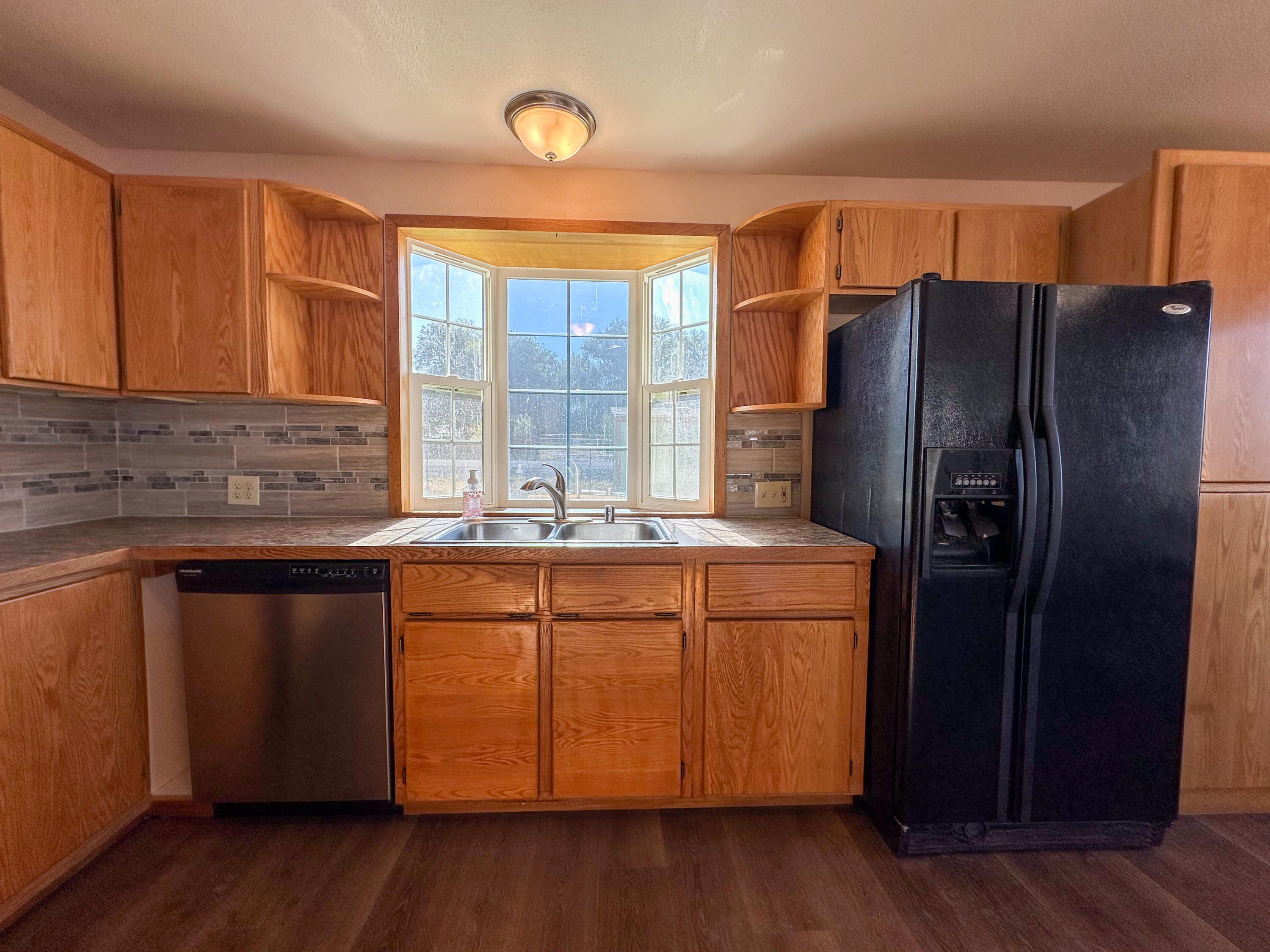 23939 Yellow Jacket Springs Road Beatty, OR 97621 - Photo 6 of 72 Kitchen