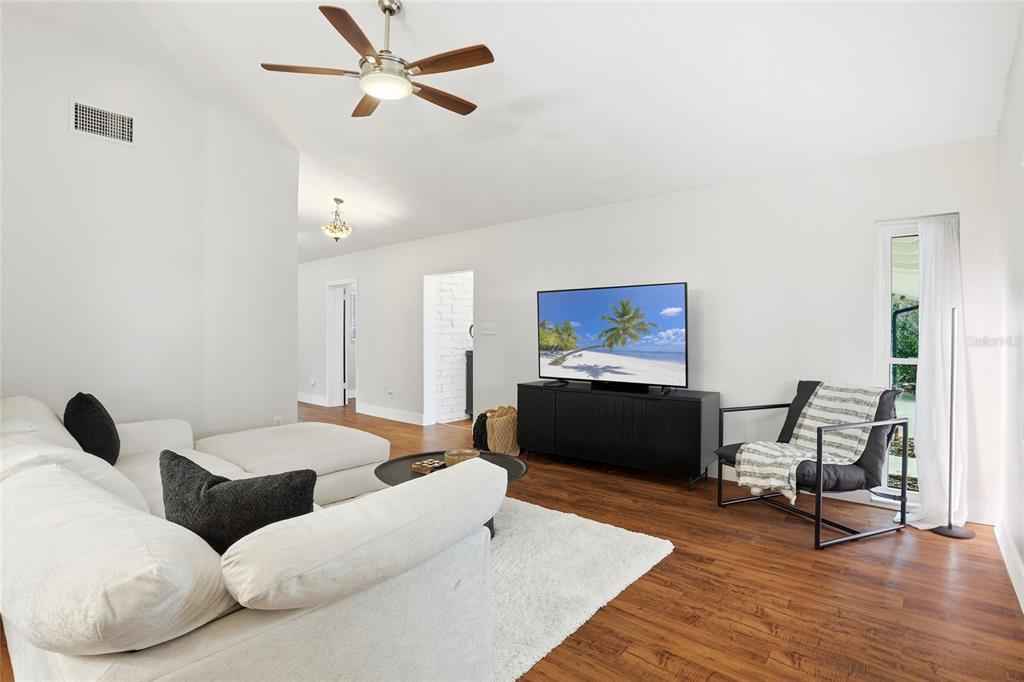 2462 Markingham Road Maitland, FL 32751 - Photo 17 of 44