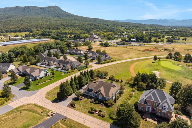 $975,000 | 121 Claremont Avenue, Harrisonburg, VA 22801