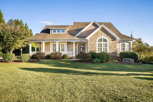 $975,000 | 121 Claremont Avenue, Harrisonburg, VA 22801