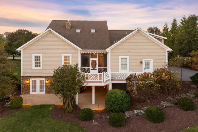 $975,000 | 121 Claremont Avenue, Harrisonburg, VA 22801