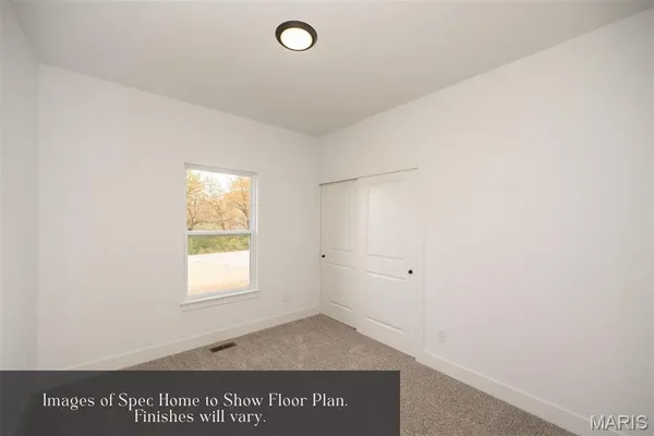 $484,775 | 11 Oakview Court, Troy, MO 63379